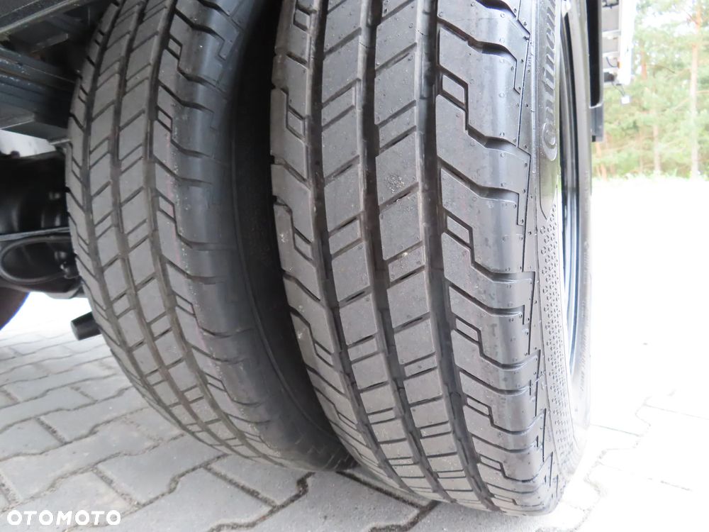 Iveco DAILY 50C18 Hi-Matic Skrzynia 6167 mm 12 Euro Palet WZMACNIANY Rozstaw Osi 4750 mm DMC 3500 KG Zabudowa RomCar Ładowność 840 Kg HAK 3500 Kg Pełna Opcja Wyposażenia Stan Auta Jak Nowy POLECAM - 21