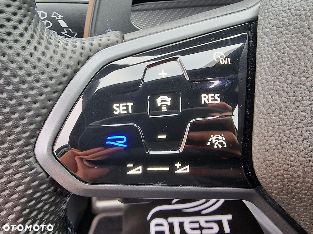 Volkswagen Golf - 15