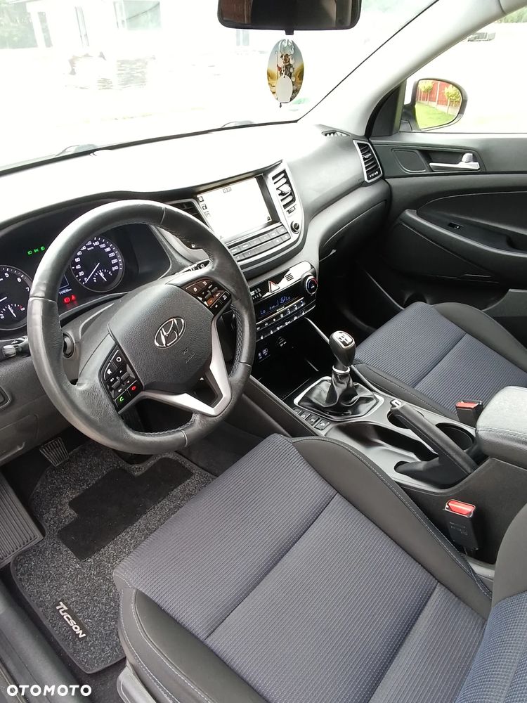 Hyundai Tucson blue 1.6 GDi 2WD Advantage - 30