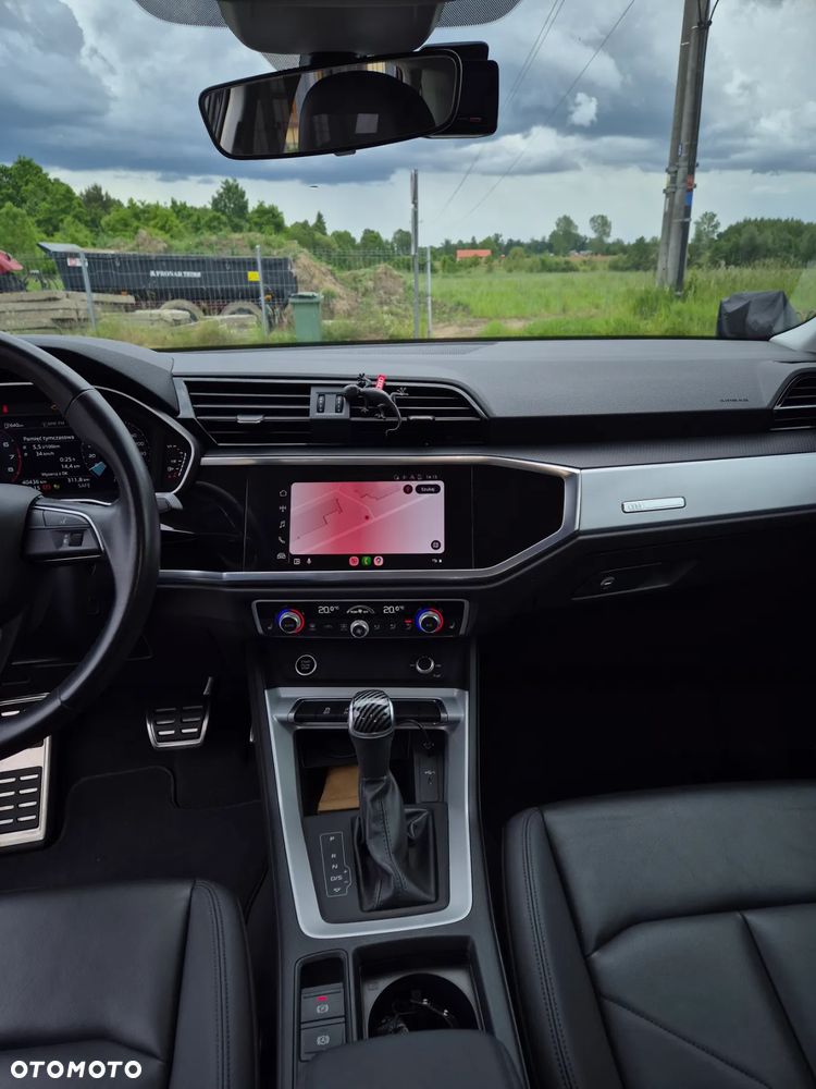 Audi Q3 35 TFSI S tronic - 12