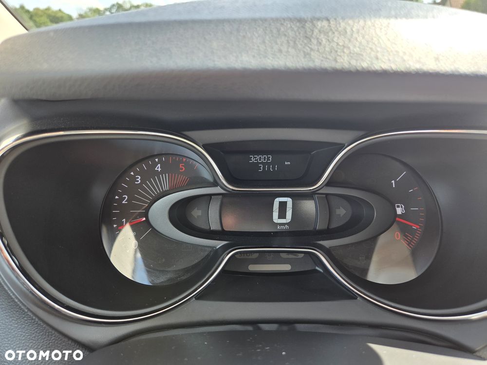 Renault Captur - 8