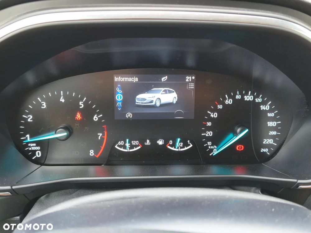 Ford Focus 1.0 EcoBoost Titanium - 23