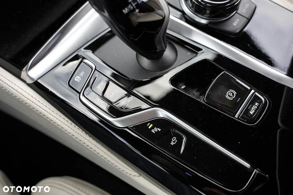 BMW Seria 5 540d xDrive mHEV M Sport sport - 30