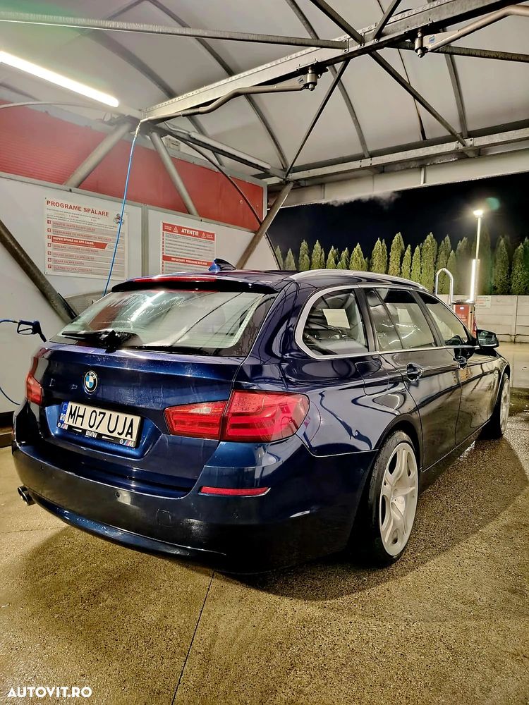 BMW Seria 5 520d Touring Blue Performance - 4