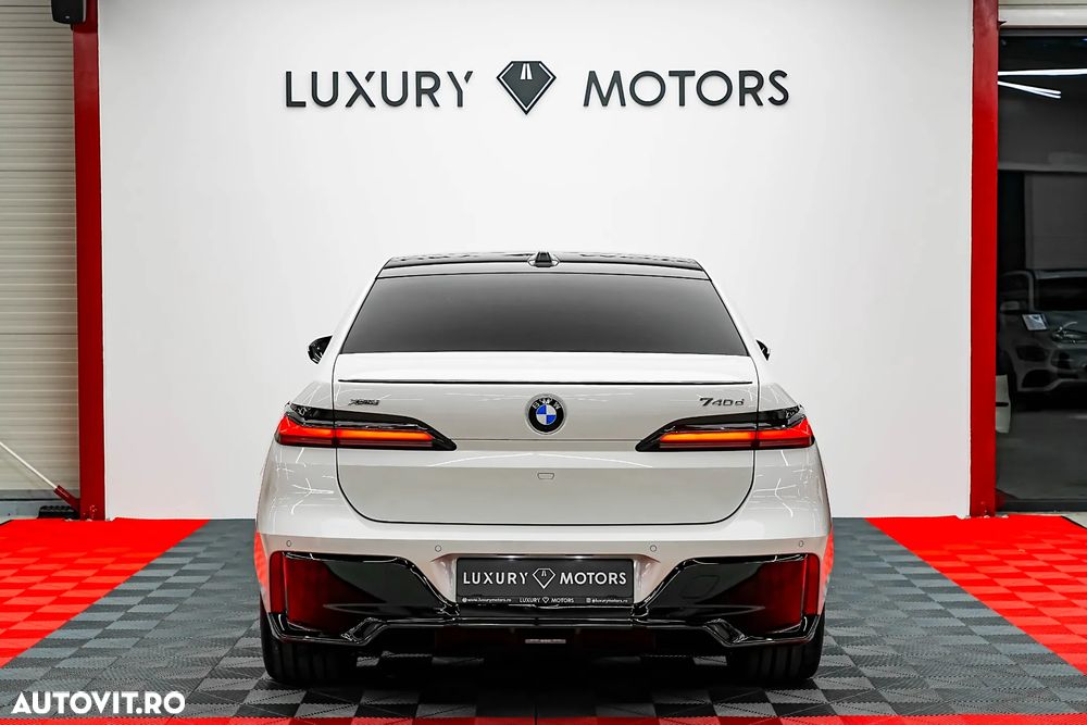 BMW Seria 7 740d xDrive - 17