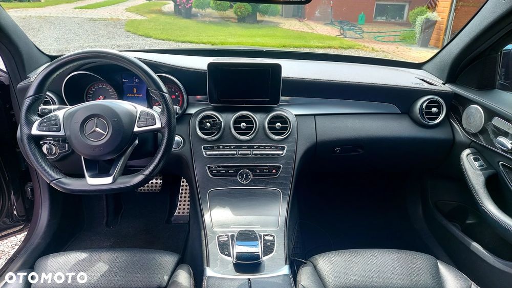 Mercedes-Benz Klasa C 300 7G-TRONIC AMG Line - 9