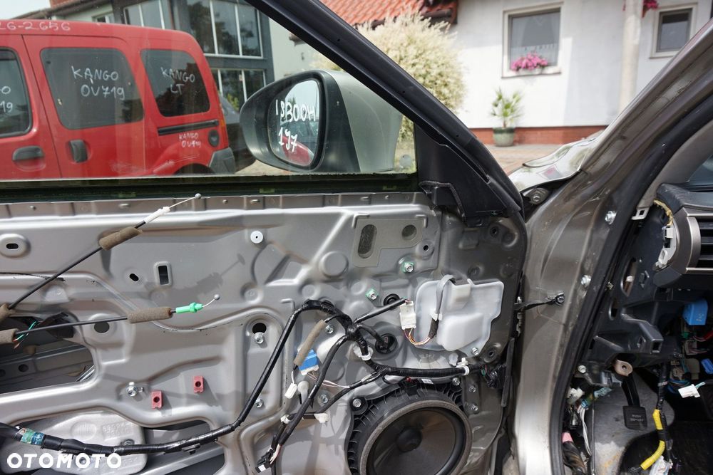 DRZWI PRZEDNIE LEWE IS III E3 1J7  SREBRNY ATOMIC LEXUS 2013-2017 - 26