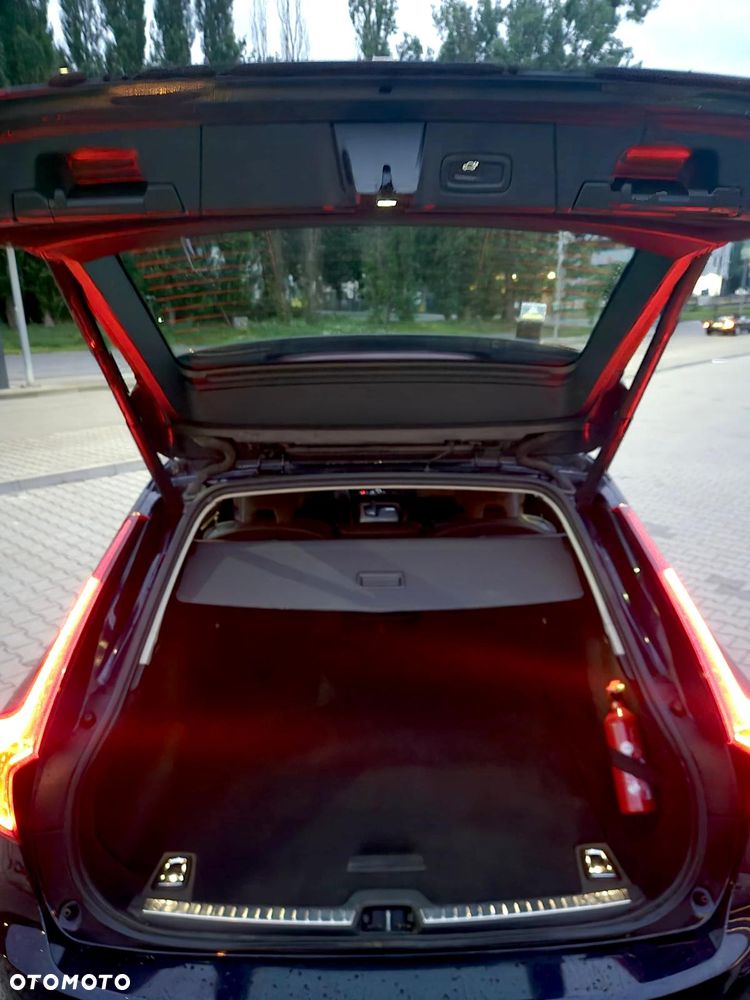 Volvo V90 D4 Momentum - 10