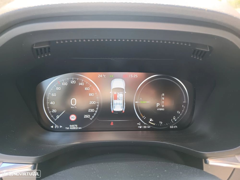 Volvo XC 60 2.0 T8 PHEV R-Design AWD - 10