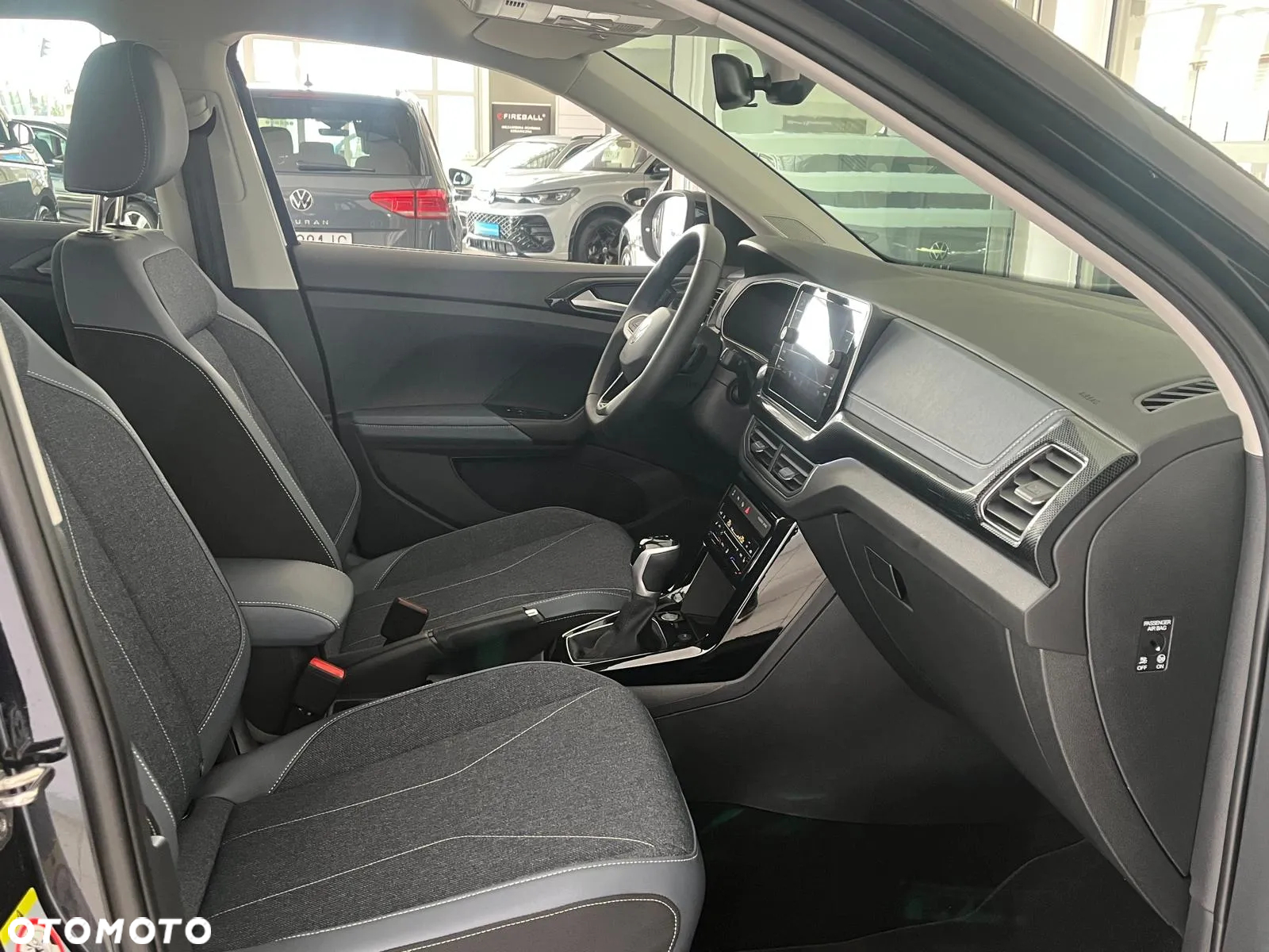 Volkswagen T-Cross 1.0 TSI Style DSG - 34