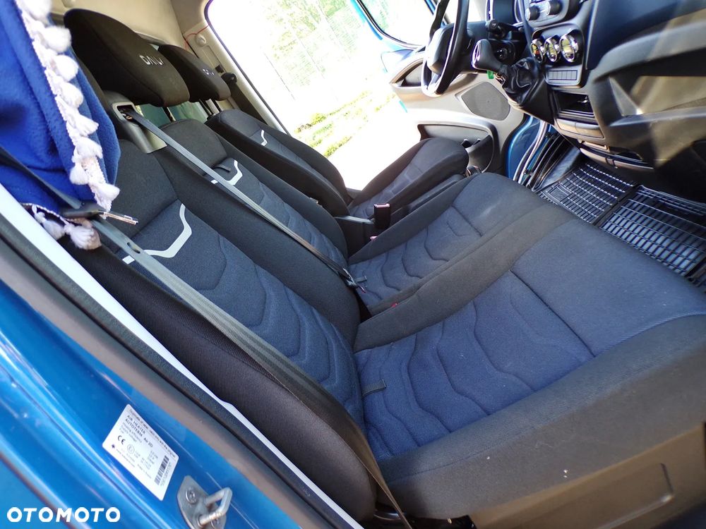 Iveco DAILY 35S18 - 18