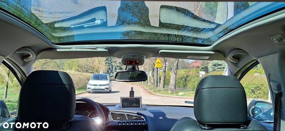 Peugeot 3008 1.6 HDi Style - 24