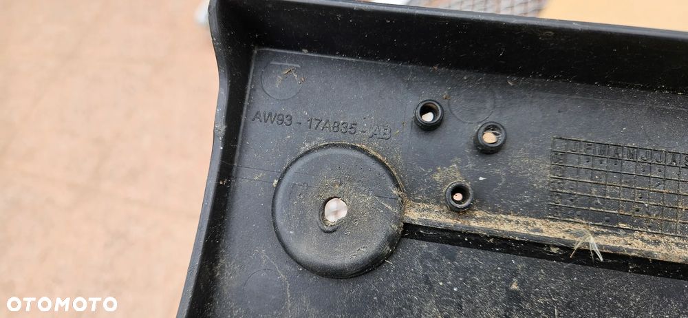 Jaguar XJ 351 Ramka pod tablicę rejestracyjną Ramka zderzaka przód AW93-17A835-AB - 5