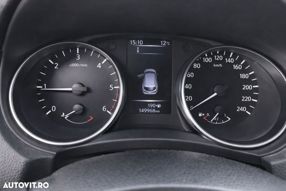 Nissan Qashqai 1.6 DCI Start/Stop Tekna - 11