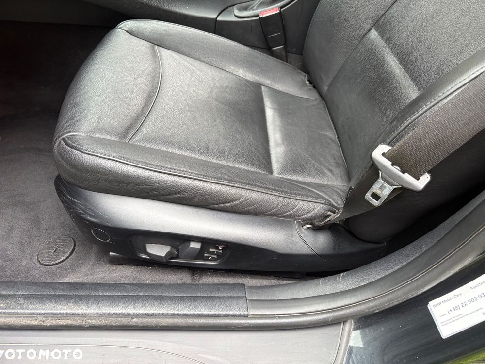 BMW Seria 3 320d - 15
