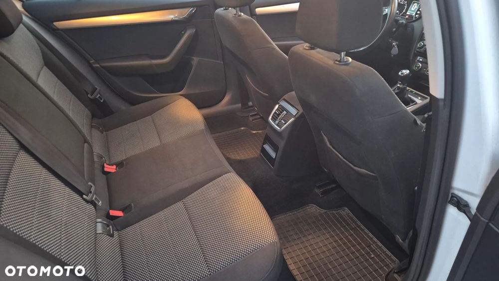 Skoda Octavia 1.2 TSI Ambition - 6