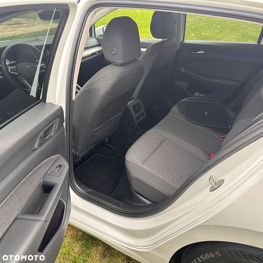 Volkswagen Golf - 9