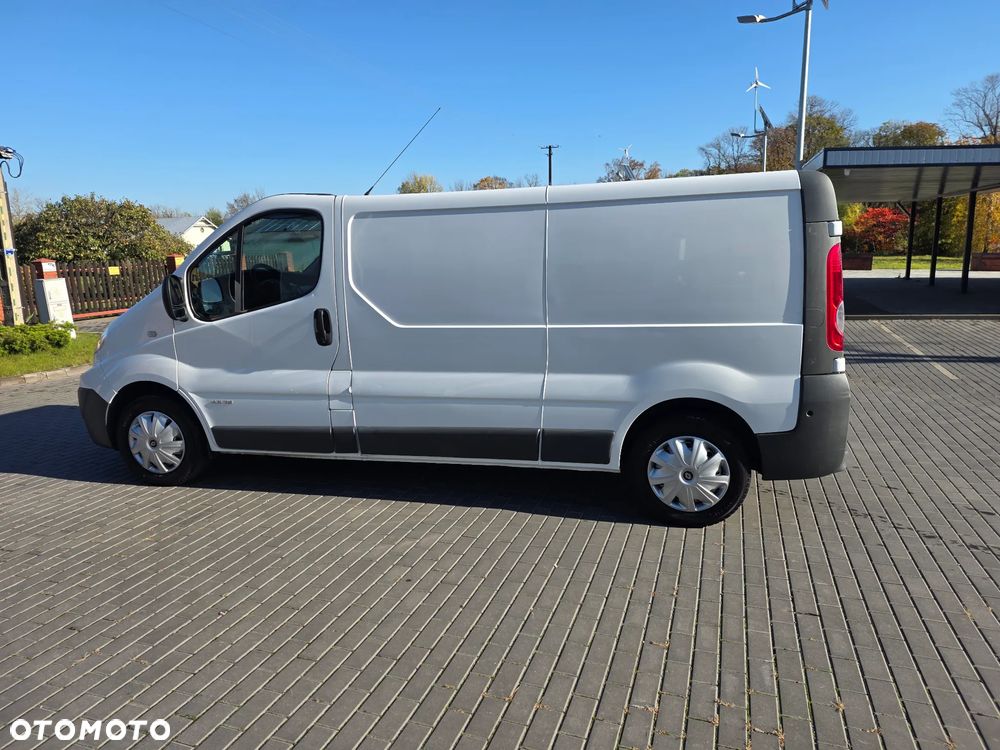 Renault Trafic - 18