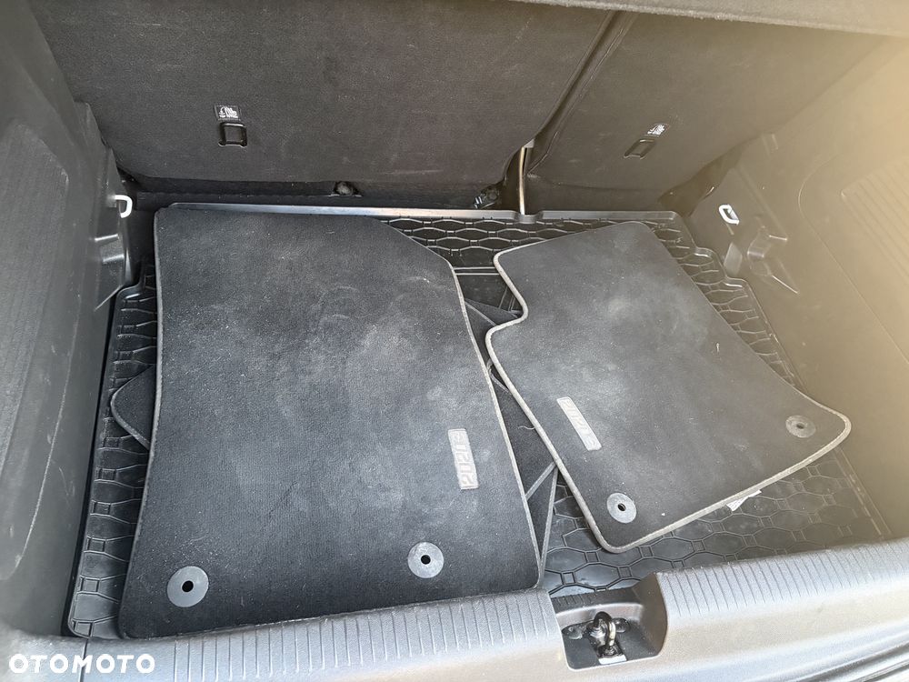 Opel Crossland X - 25