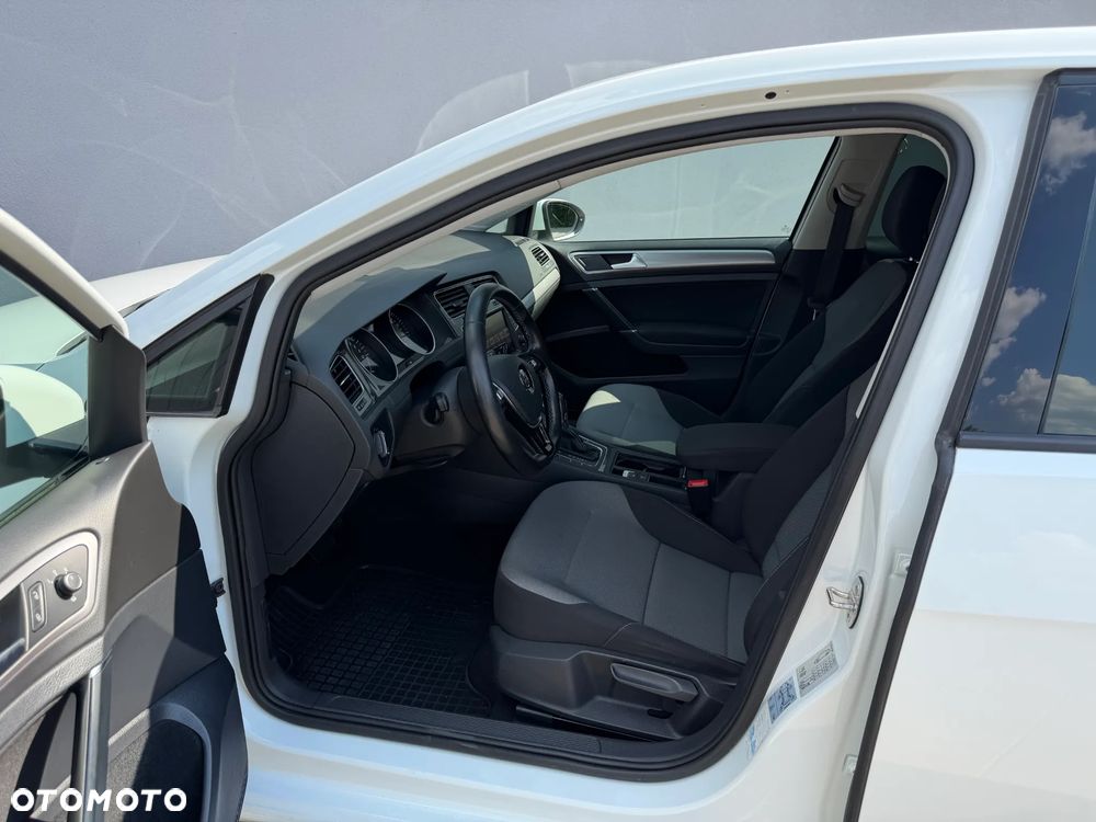 Volkswagen Golf e-Golf - 9