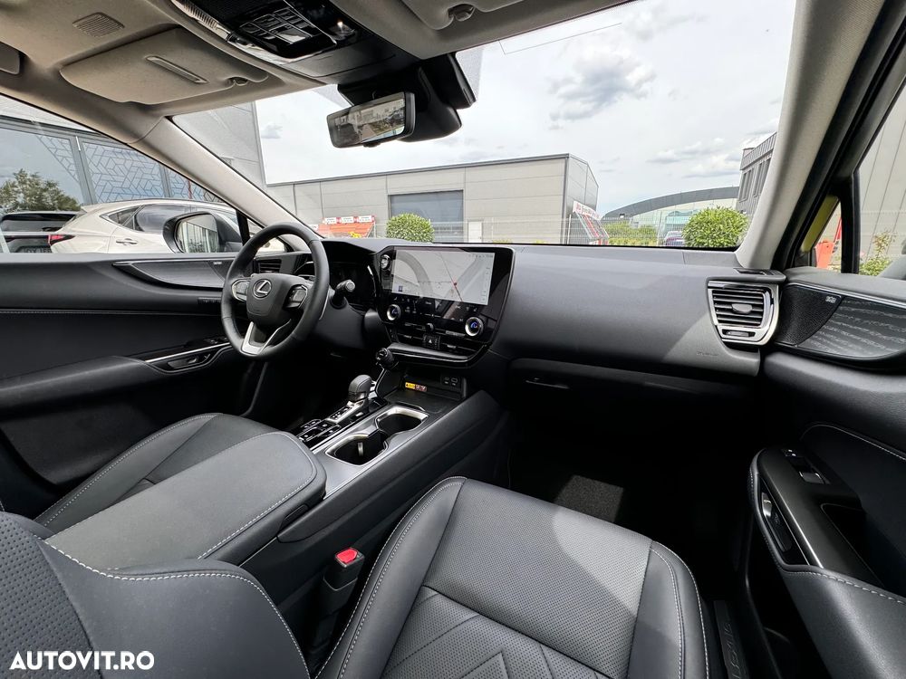 Lexus Seria NX 350h AWD CVT HEV Luxury - 24