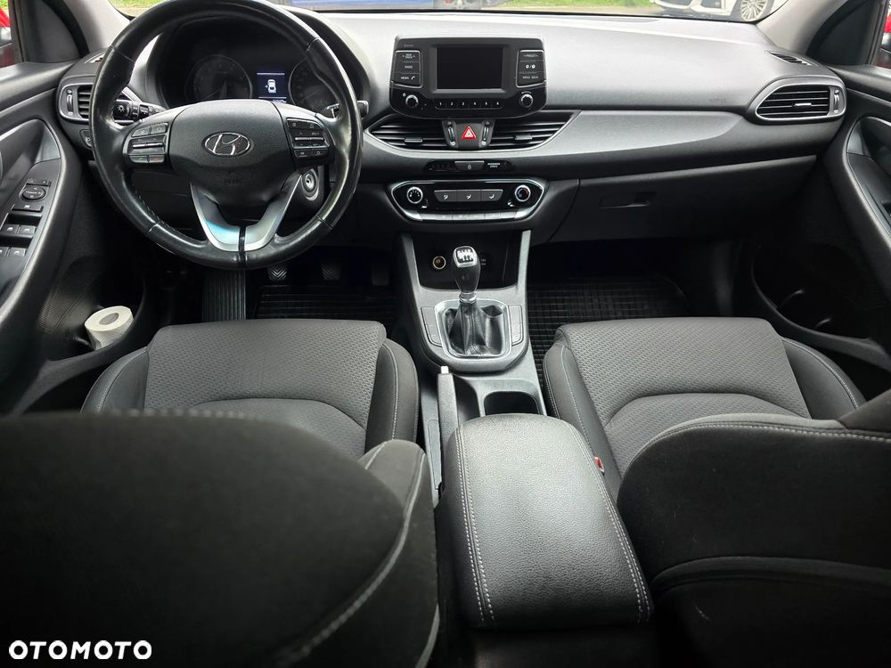 Hyundai i30 1.0 T-GDI Fastback Style - 10