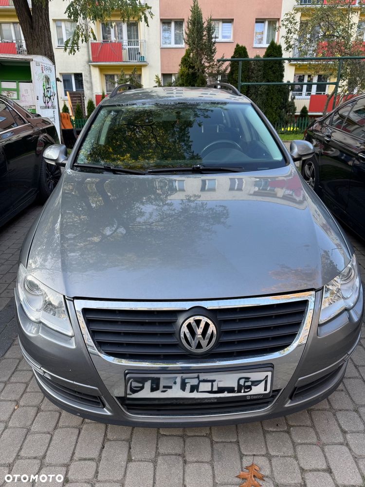 Volkswagen Passat 1.9 TDI Trendline - 1