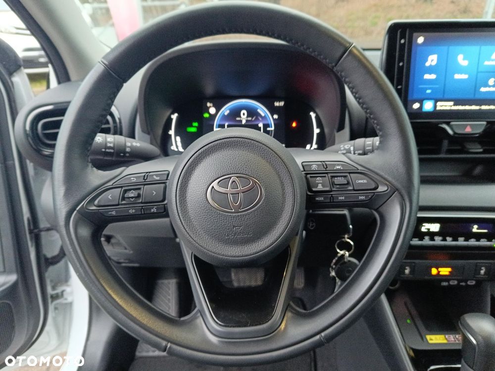 Toyota Yaris Hybrid 1.5 Style - 13