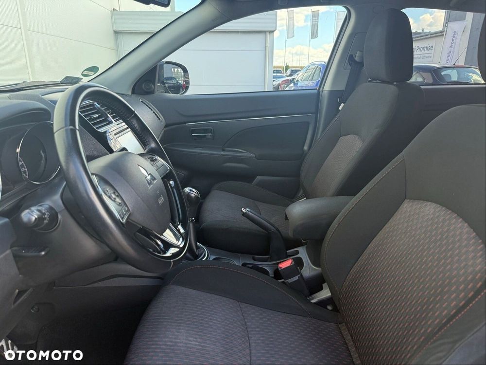 Mitsubishi ASX 1.6 Instyle - 12
