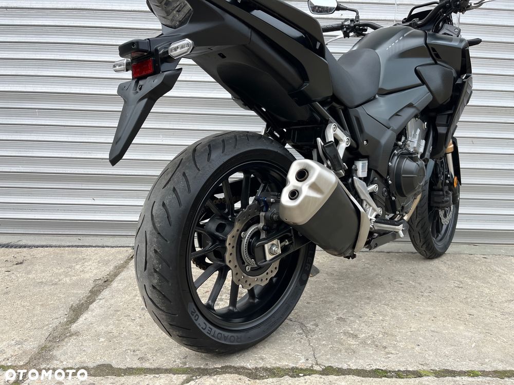 Honda CB - 16