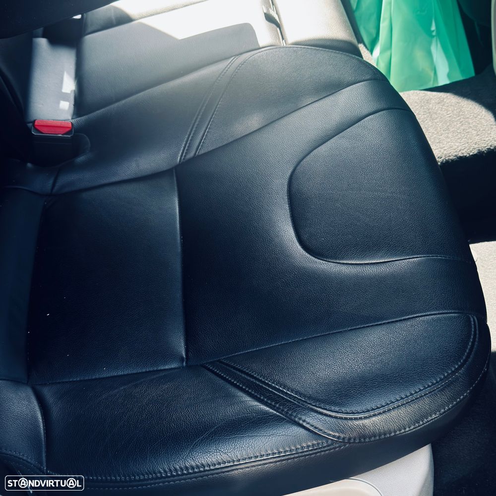 Volvo V40 D2 Momentum - 4