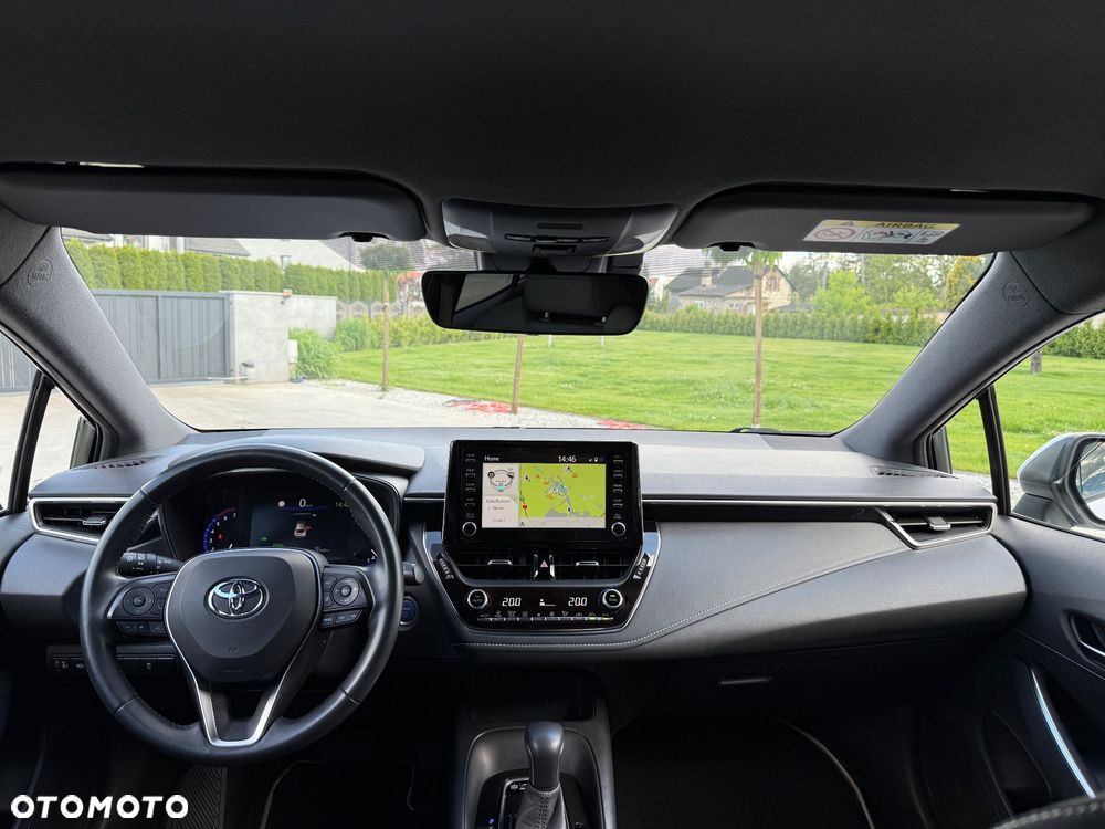 Toyota Corolla 1.8 Business Edition - 23