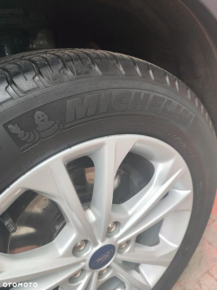 Ford Kuga 1.5 EcoBoost FWD Titanium ASS GPF - 26
