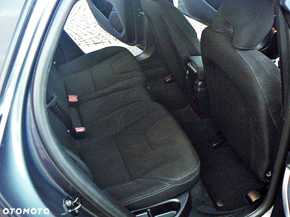 Volvo V40 CC D2 Kinetic - 23