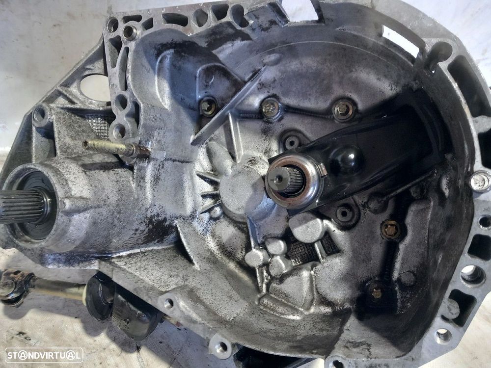 Caixa de velocidades manual RENAULT Clio II (BB0/1/2_, CB0/1/2_) - 2