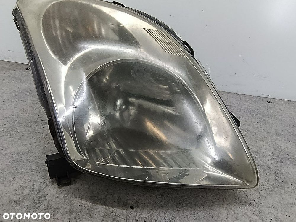 LAMPA PRZÓD PRAWA SUZUKI SWIFT IV - 2