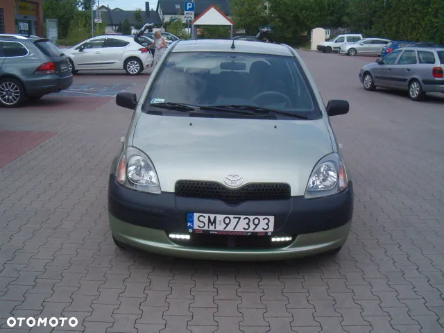 Toyota Yaris - 3