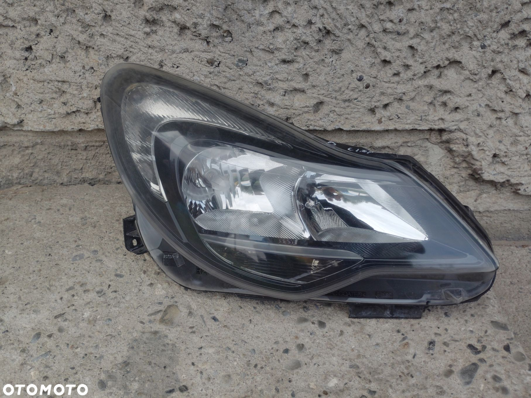 LAMPA PRZEDNIA PRAWA OPEL CORSA D LIFT 11/14r - 2