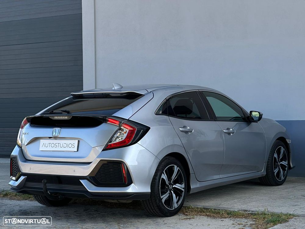 Honda Civic 1.0 i-VTEC Turbo CVT Elegance - 2