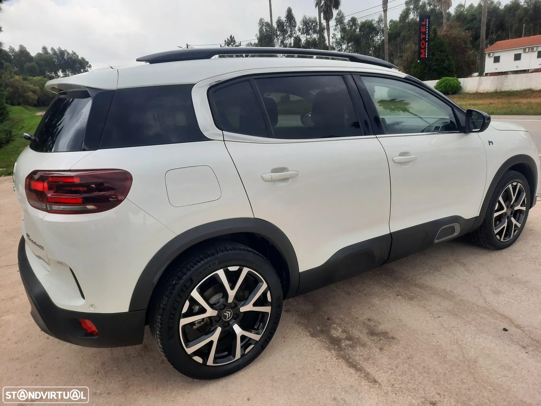 Citroën C5 Aircross 1.6 Hybrid Shine Pack e-EAT8 - 22