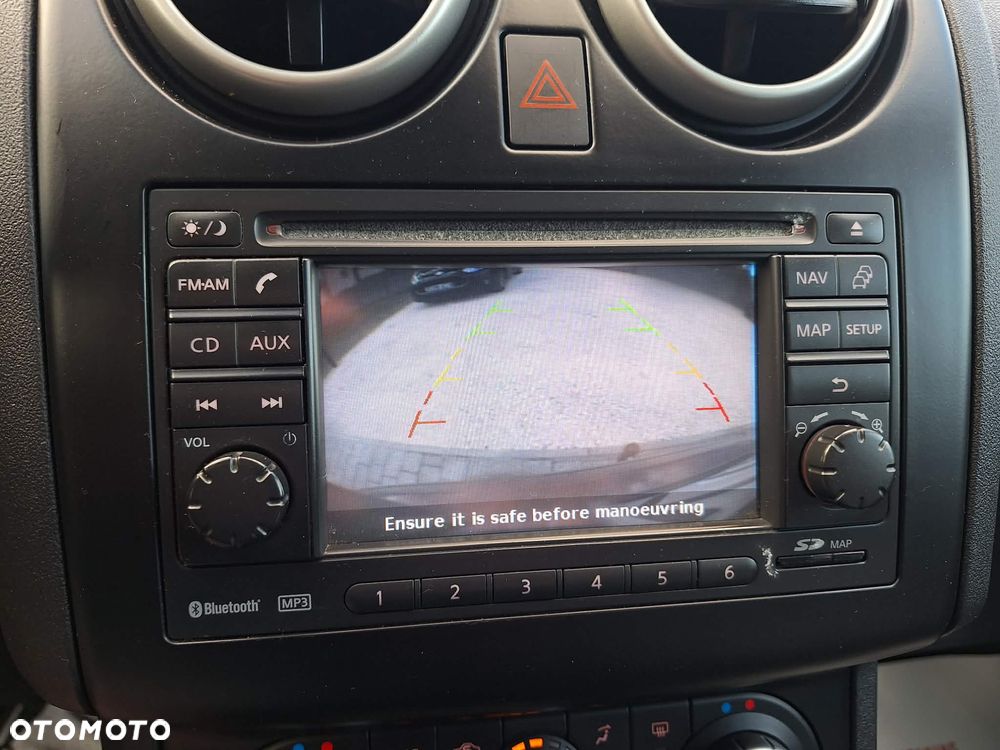 Nissan Qashqai - 10