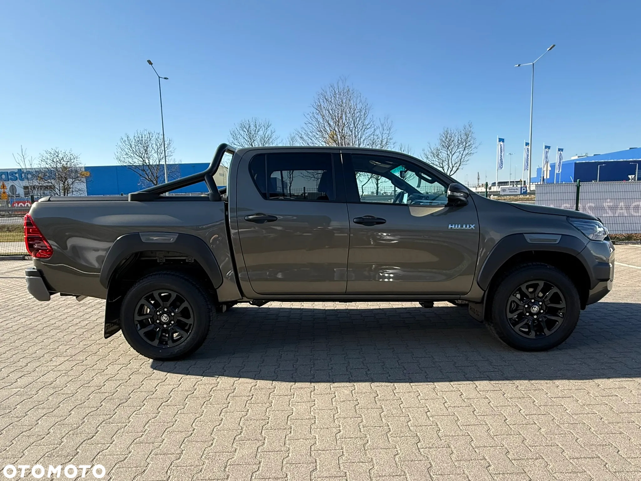 Toyota Hilux - 14