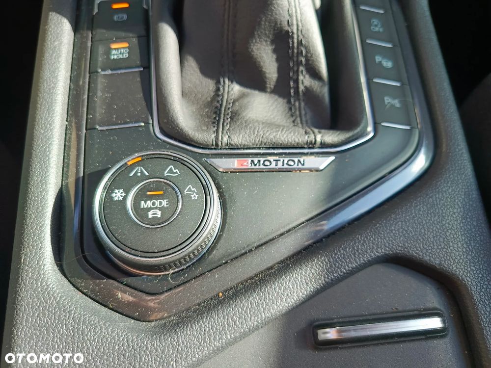 Volkswagen Tiguan 2.0 TDI SCR 4Mot Elegance DSG - 20