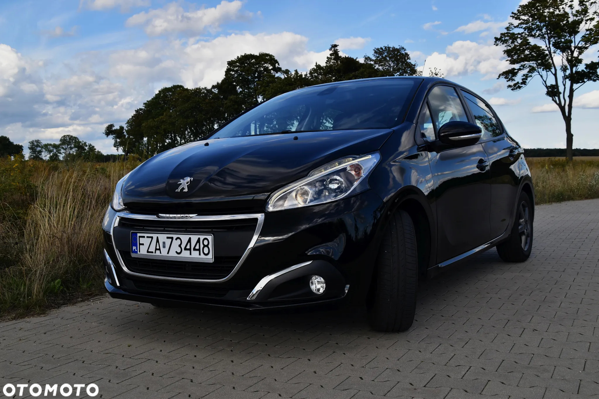 Peugeot 208 1.2 PureTech Allure - 5
