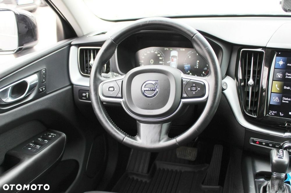 Volvo XC 60 D5 SCR AWD Momentum - 14