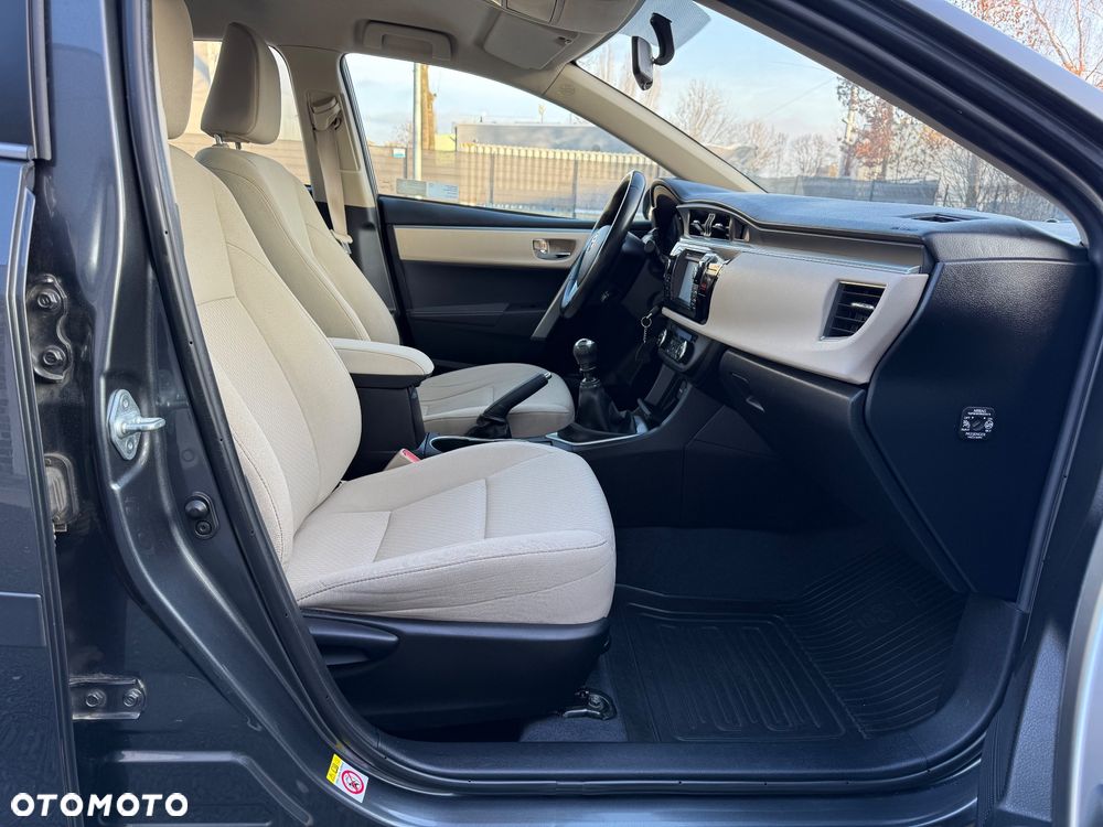 Toyota Corolla 1.6 Premium - 32