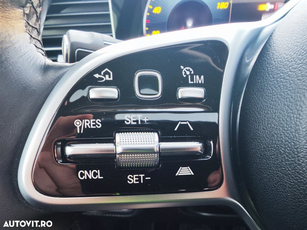 Mercedes-Benz GLE 350 de 4MATIC 9G-TRONIC AMG Line - 33