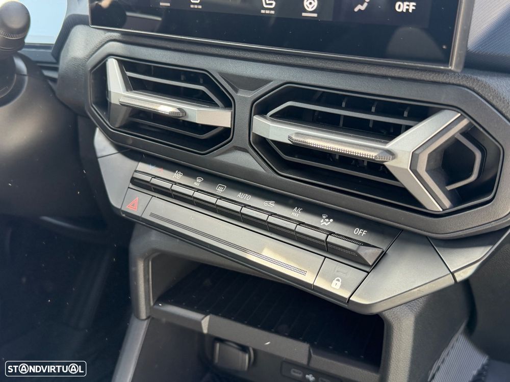 Dacia Duster 1.6 Hybrid Journey - 42