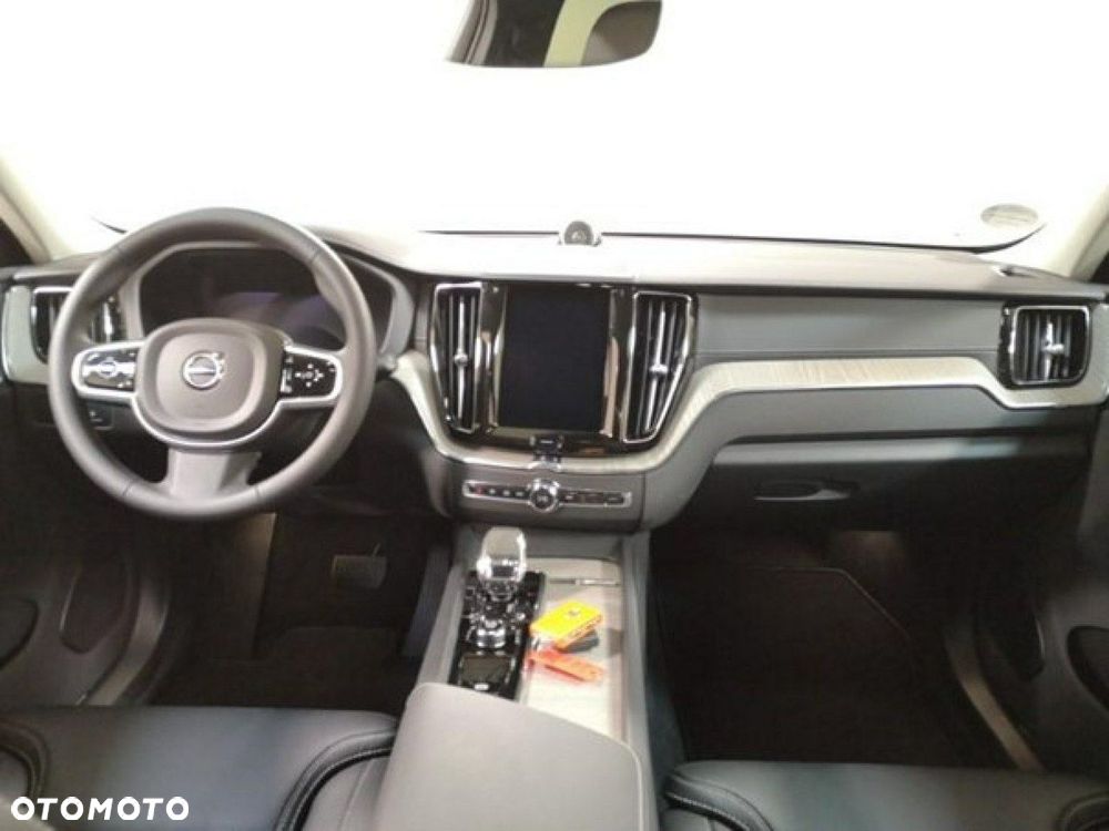 Volvo XC 60 - 6