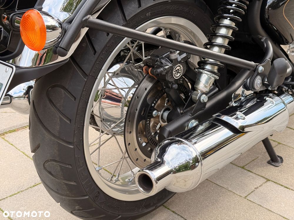 Royal Enfield Classic - 13